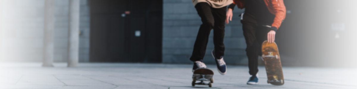 La evolución del streetwear: las sudaderas con capucha de skate como icono cultural 