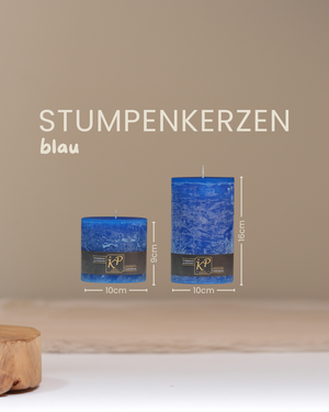 Stumpenkerzen in blau in zwei Größen mit Angaben zu Höhe und Durchmesser.